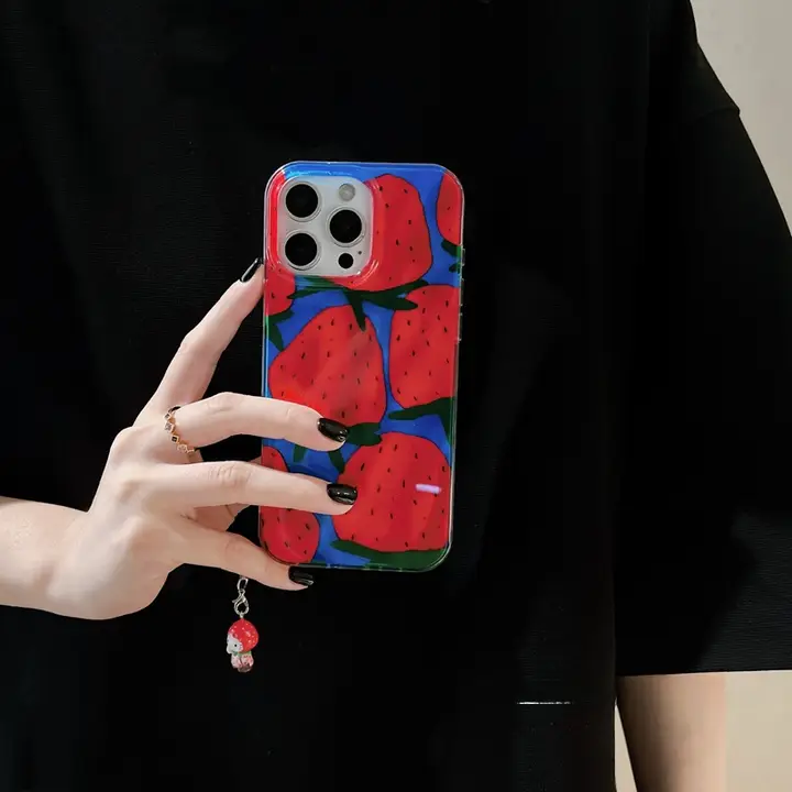 YUMIN SKY 夏の赤いイチゴデザインのiPhone用ケース【iPhone対応・衝撃吸収・ファッションアクセサリー付き】