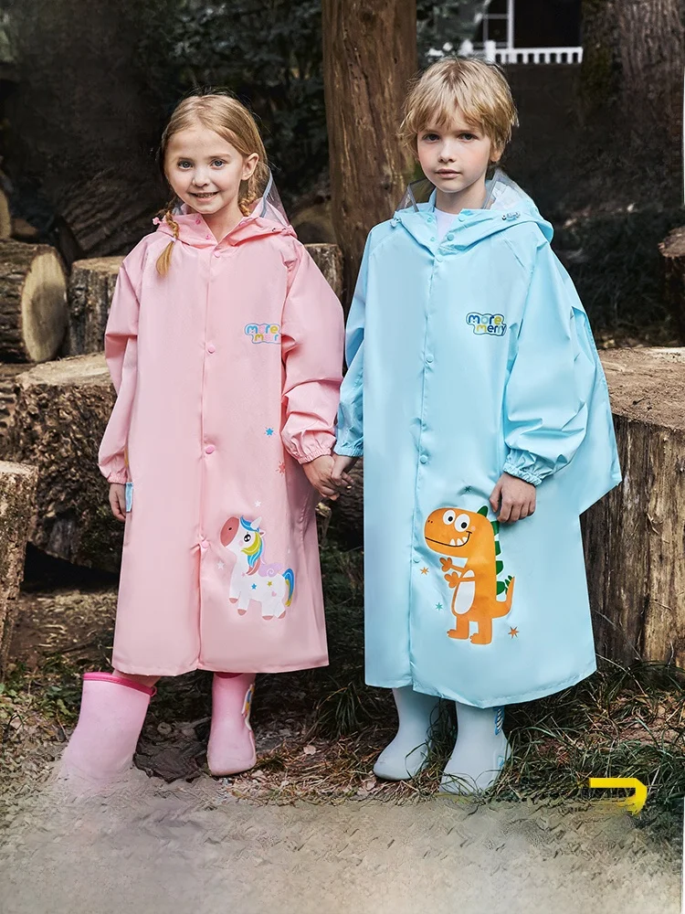 雨の日でも崩れにくいきれいめレイヤーは、子どもにどんなアイテムがおすすめ？