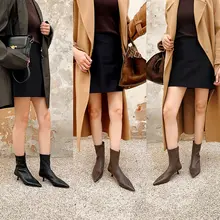 羊皮製 スタイリッシュな細ヒールショートブーツ【アンクルブーツ・伸縮性あり】