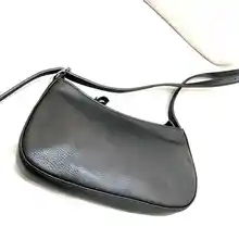 シンプルで使いやすい！レザー製ショルダーバッグ【ファッション・クラシックデザイン】