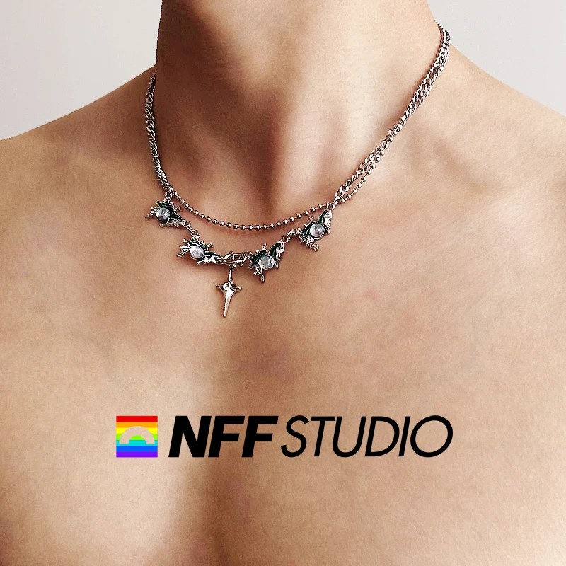 NFF デザインのダブルレイヤー星型宝石ネックレス【メンズ・個性的・ロックチェーンスタイル】