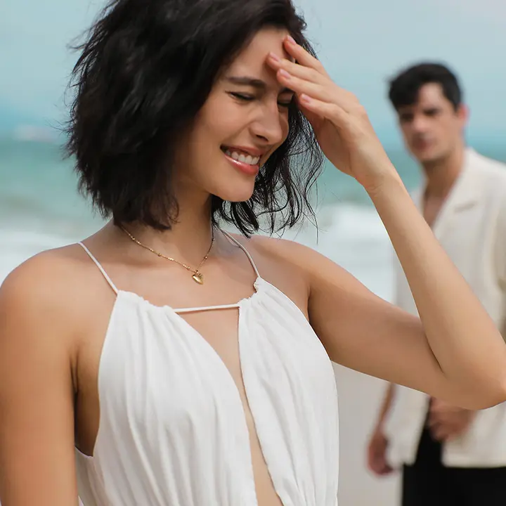 レトロシックなイタリアンデザインのギリシャ神話ハートネックレス