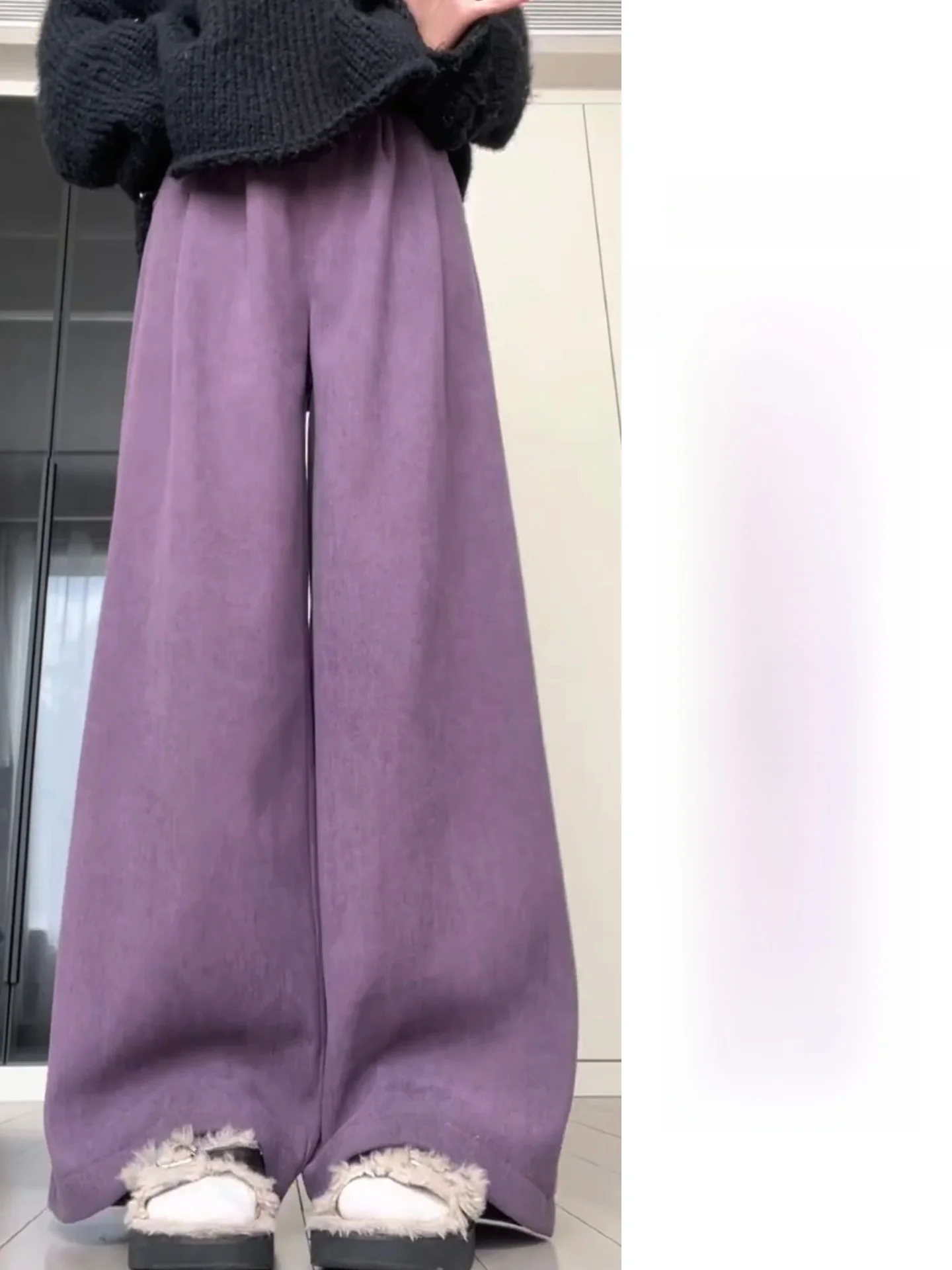 紫色コーデュロイワイドパンツ：高腰加厚設計で秋冬のスタイルを安定させる