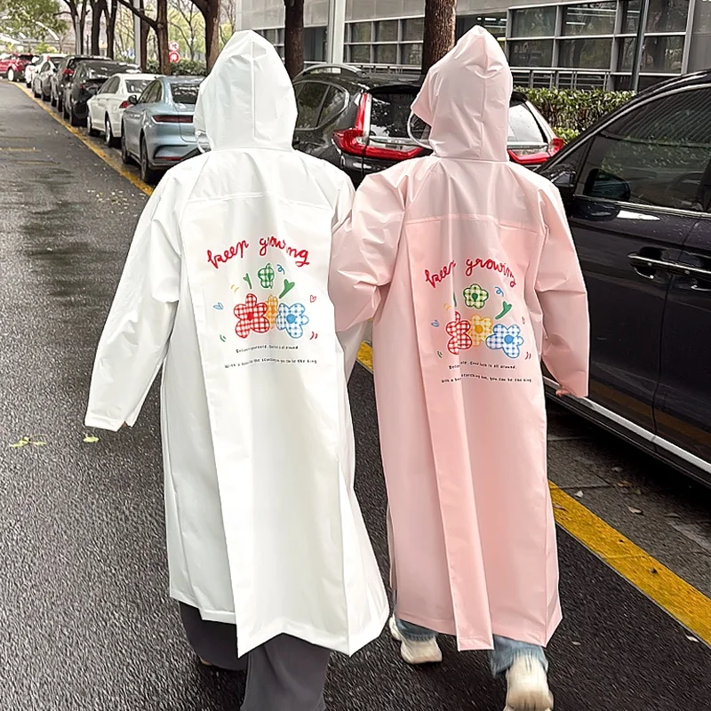 バイク用雨合羽を選ぶときに迷うのは、本当にどんな場面か？
