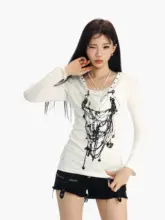 アート風のレースカットアウト長袖Tシャツ【春用・Y2Kスタイル・軽やか】（セットアップ対応）