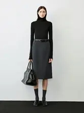 蝶之河 Biella120s 超細水洗羊毛無縫タートルネックニット