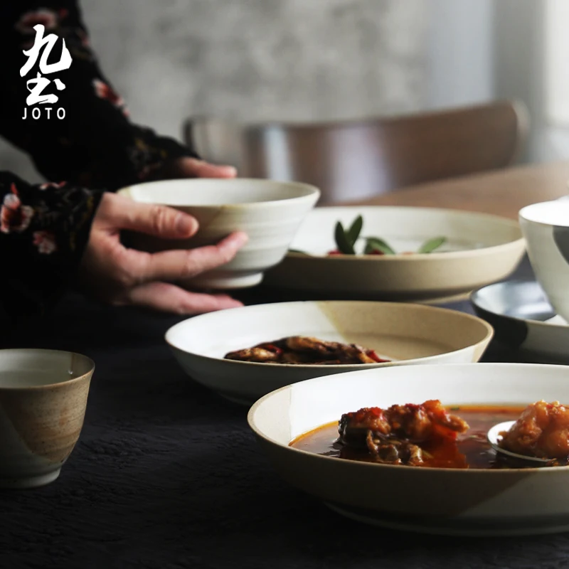 手作り粗陶食器セット：和風復古デザインの小皿とプレートの使い方