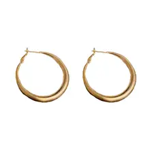 洗練されたデザインのラウンドフープイヤリング【S925シルバー針・シンプルスタイル・女性用】