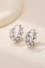 冬にぴったり！パールピアス【デザイン性の高い華やかなイヤリング・上質な印象】
