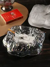個性的なガラス 灰皿 高級な雰囲気