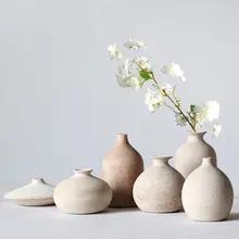 独特なデザインの陶製花瓶【レトロスタイル・居間や寝室用・シンプルインテリア】