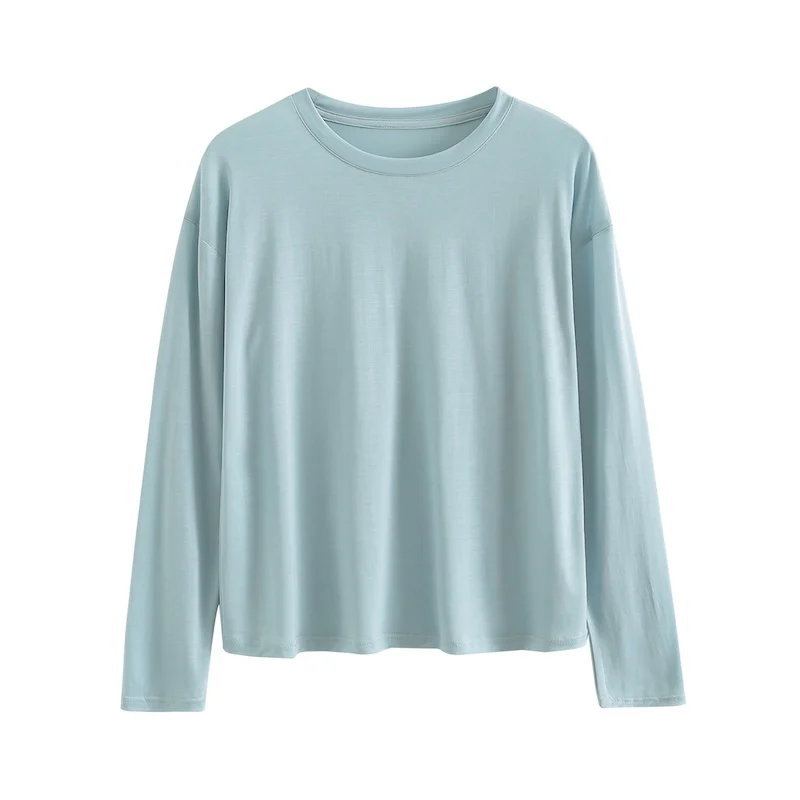 長袖Tシャツをズボンの内側に着けるのは、本当に安全なのか？