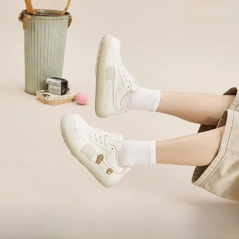 白いスニーカー かわいい おすすめ3選：どんなスタイルに合う？通勤や学生にも使える実践ノウハウ