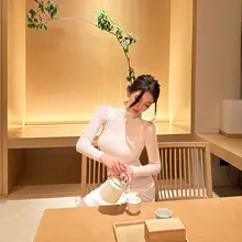 ヴィオラ 魚の尾のデザインニットドレス【フィッシュテール・曲線パネル】