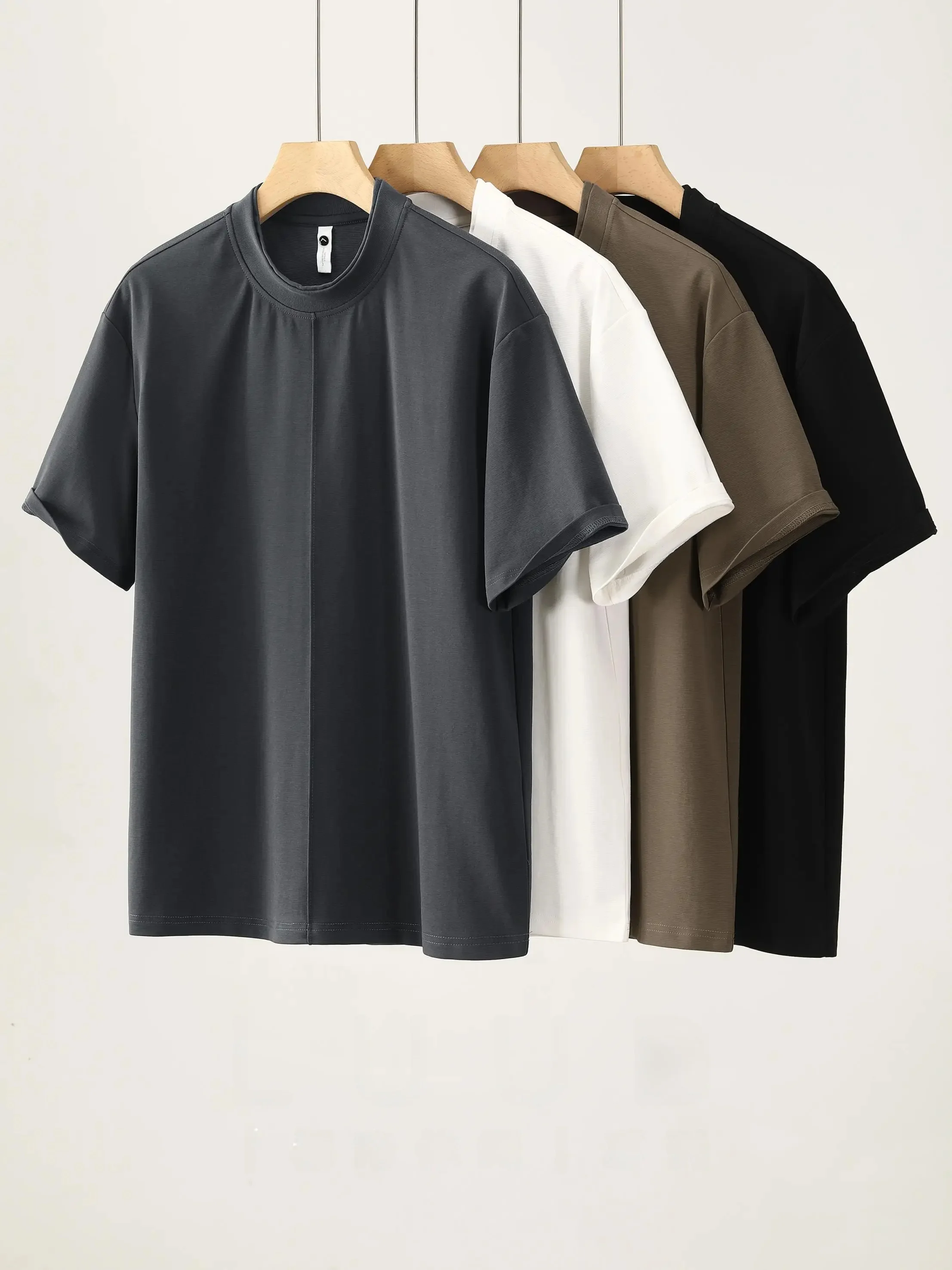 「tシャツ重ね着コーデ メンズ」で失敗しない方法は？立体裁剪デザインの半袖Tシャツが解決するリアルな使い方