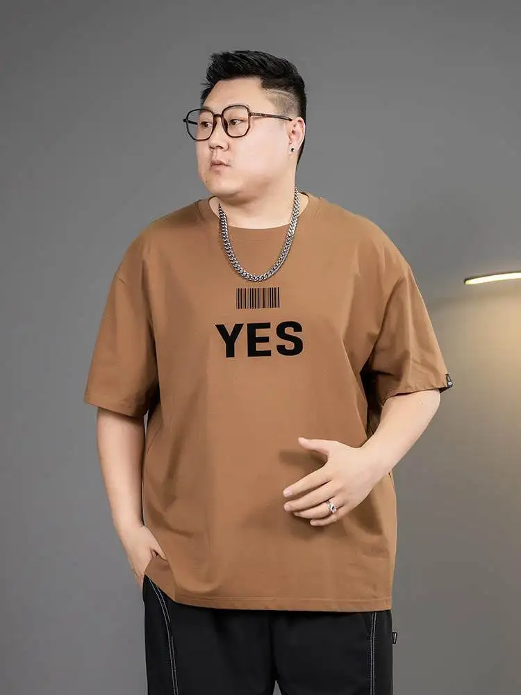 lサイズとsサイズの選び方で悩んでいる？メンズのサイズ感を実際のTシャツで解き明かす