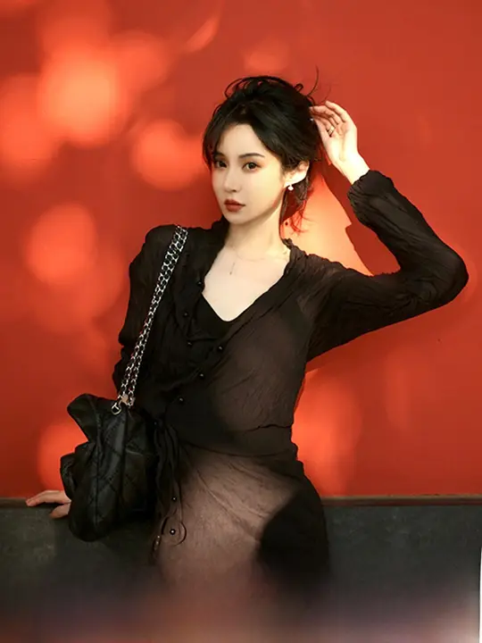 NANASTORE ブラックワンピース【春用・ロングスリーブ・セクシーなキャミソールドレス】