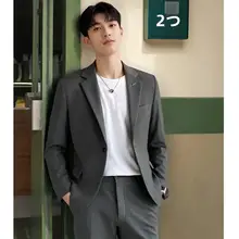 高級感あるカジュアル韓国風スリムフィットスーツジャケット【スタイリッシュ・ウエディング用】（セットアップ対応）
