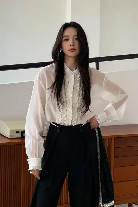 春の快適な長袖シャツ【ファッショナブルなデザイン・女性用・ゆったりフィット】