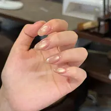 中長さのキャットアイネイルチップ【手作り・普段使い・洗練されたデザイン】