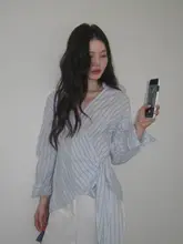 青いクロスストラップVネック長袖シャツ【春夏用・女性用】