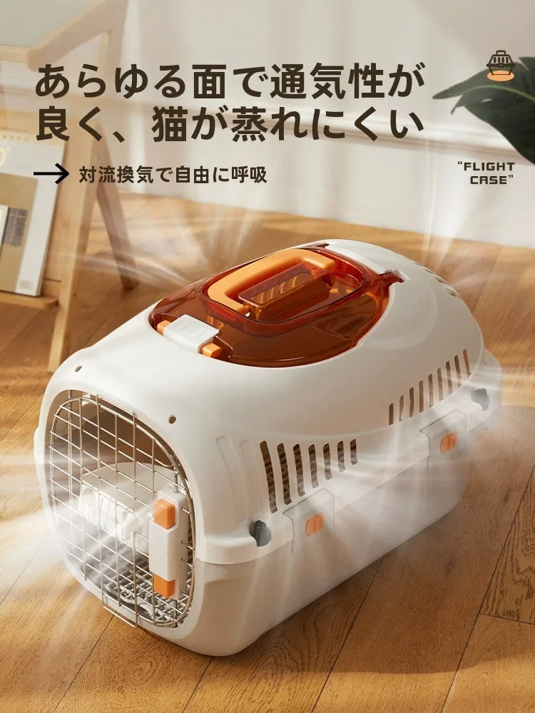 ペット避難グッズとしてのキャリーバッグ：大容量猫型宇宙船デザインの実用性と 使い方