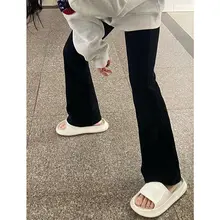 女性用ハイウエストストレートデニムパンツ【秋用・大きいサイズ・梨型体型対応・ウエストタック・微ブーツカット】
