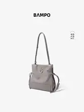 BAMPO 本革製ショルダーバッグ【柔らかい斜め掛け・バケットバッグ・福結びデザイン】