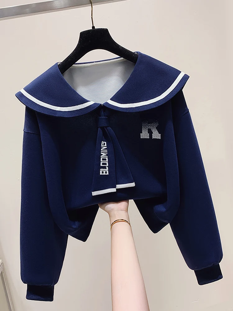 通学スタイルで悩む女子学生に、今こそ選ぶべき「学院風二点セット」は？