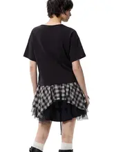 格子模様のチュール素材を使った女性用丸首短袖Tシャツ【甘くクールなデザイン】