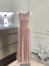 無地のスリーブレスマキシドレス【豆沙粉色・フィット感も良好・ストレッチ素材】