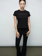 華やかなデザインのストレッチフィット半袖Tシャツ【バイカラー・プリント柄】