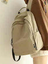 リュック デイパック 軽量 シンプル 男女兼用 通学 旅行 登山 アウトドア