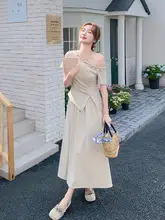 ボヘミアンスタイルの夏用女性向けオフショルダーウエストシェイプトップスとスカート（セットアップ対応）