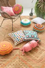 手作り刺繍のボヘミアン風ドリームキャッチャータペストリー【タタミスタイル・クッション／抱き枕付き】