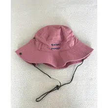 防風ひも付き登山用ハット【レディース・ベリーピンク・大きなつば・UVカット・アウトドア用】