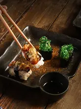 日本式陶磁器 餃子用プレート【醤油皿付き・仕切り付き】