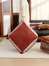 レトロな赤のクッション【ソファ用・布製・座布団】