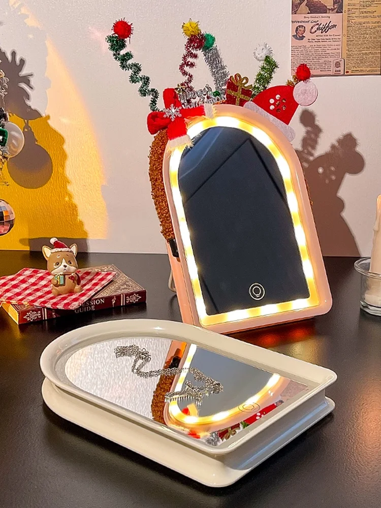 セルフカット 鏡としてのLED化粧鏡：高画質・ポータブルタイプの実用性と使い方