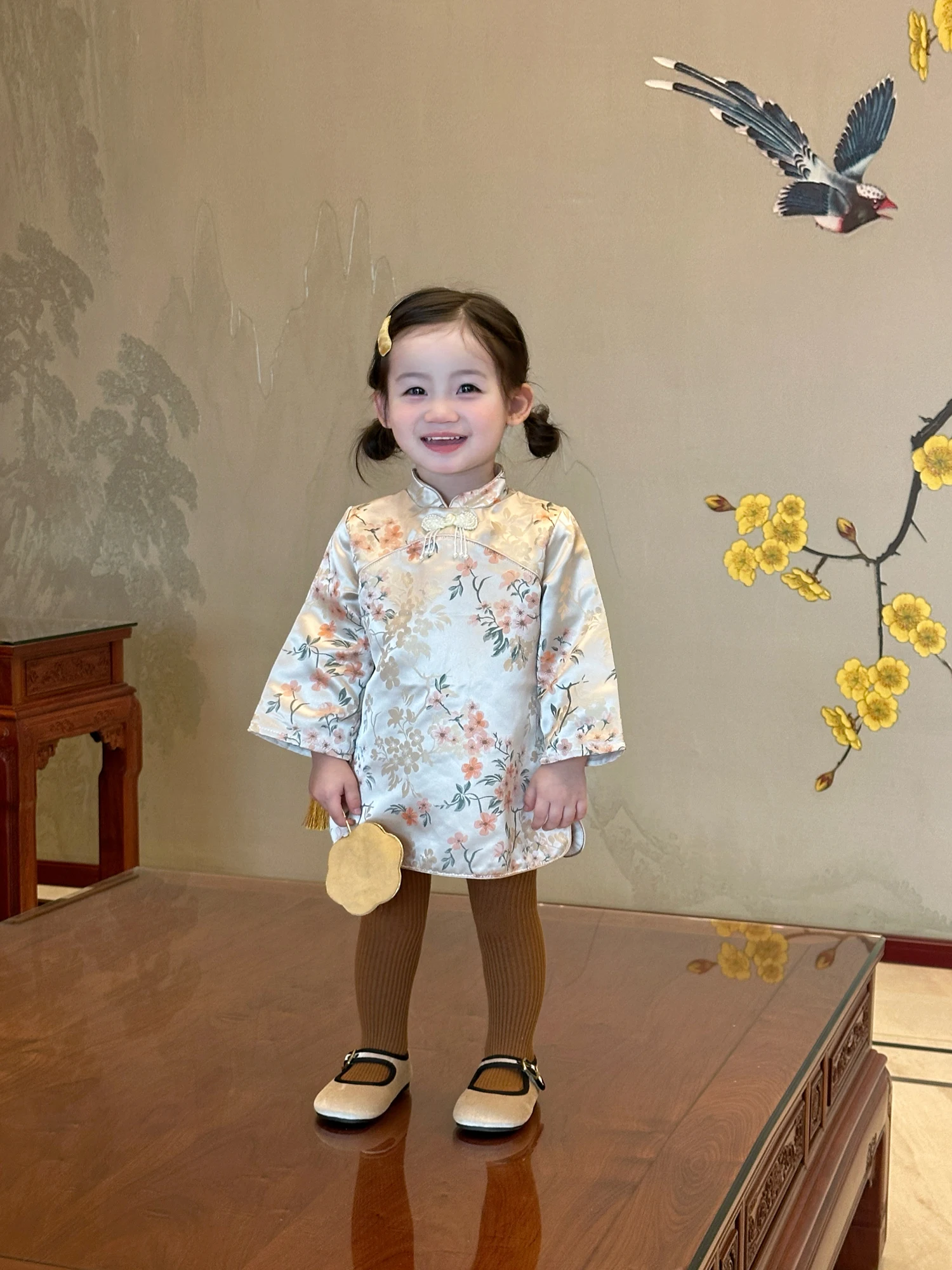 中国婚礼衣装の種類と選ぶべきスタイル：春季新作中華風ワンピースの実際の特徴