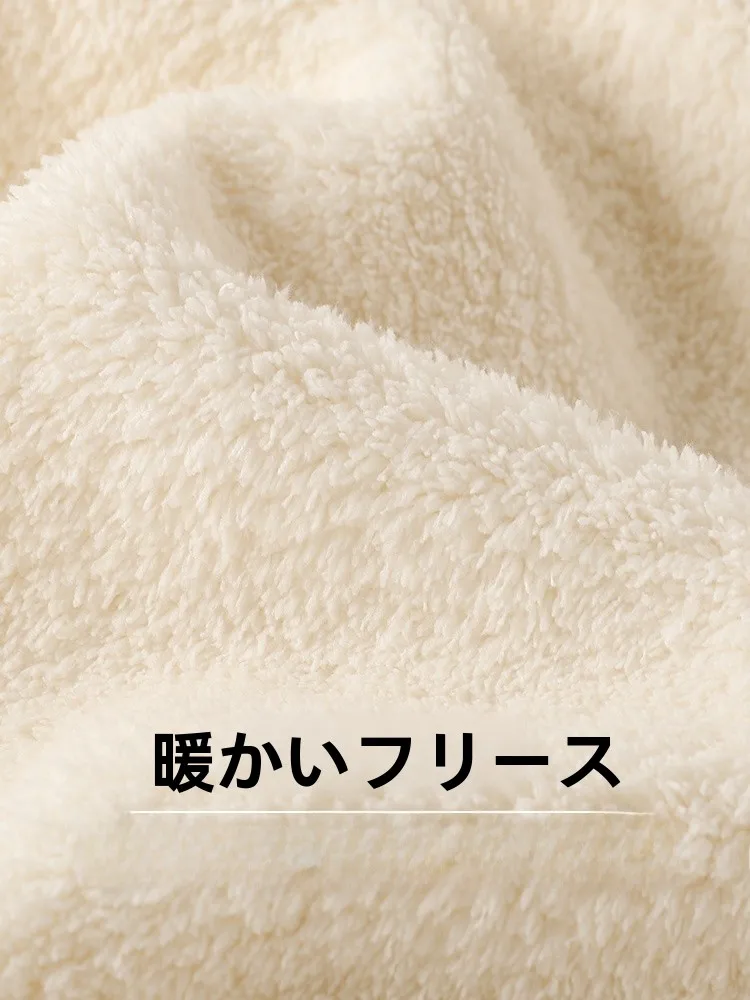 可愛いペンギン柄の秋冬用フリースパジャマ：睡眠時の快適性とデザインのバランスを実証
