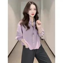 紫色の短袖シャツ【デザイン性・ゆったりしたフィット感・女性用】