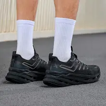 ランニングシューズ メンズ ブラック 軽量 衝撃吸収 反発クッション 耐磨耗性 ジョギング 秋