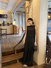 シンプルで上質な透け感のあるトップスとストレートカジュアルパンツ【女性用・夏用・おしゃれ・セットアップ対応】
