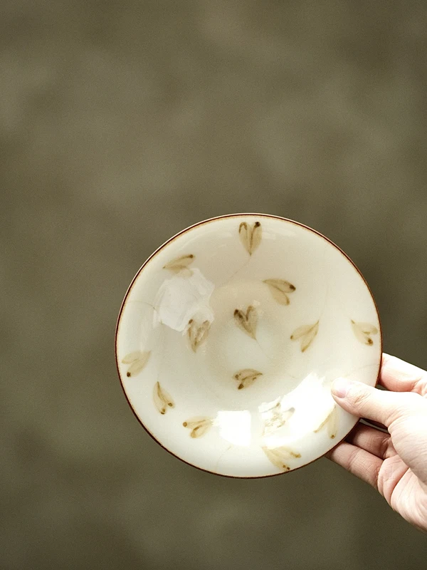 手作り玉泥製の茶器【糖水釉・茶杯・壺受け・上品なデザイン】