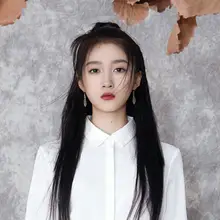 葉っぱデザインのイヤリング【穴あけ不要・個性的・シンプル】