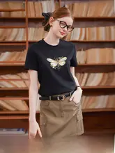 コントラスト刺繍ラウンドネック半袖Tシャツ【カジュアル・女性用】