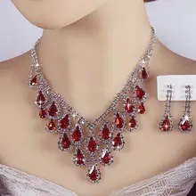 華やかな水晶のフルダイヤモンドネックレスとイヤリング【結婚式用・高級デザイン】（セットアップ対応）