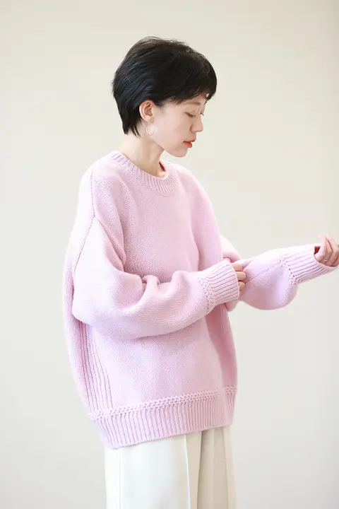 極上の柔らかさメリノウールラウンドネックニットセーター【北欧風・春冬用】（セットアップ対応）
