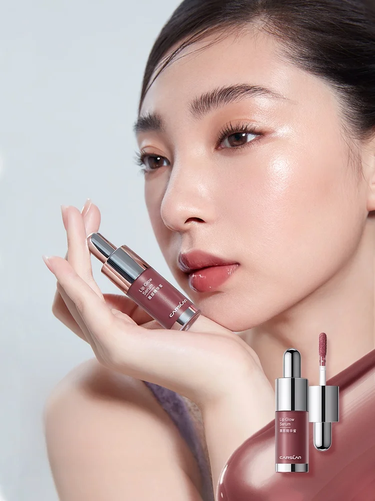 リップグロウオイルとlipsプラスの違いは？本当の「ヌードカラー」が選ばれる理由とは？